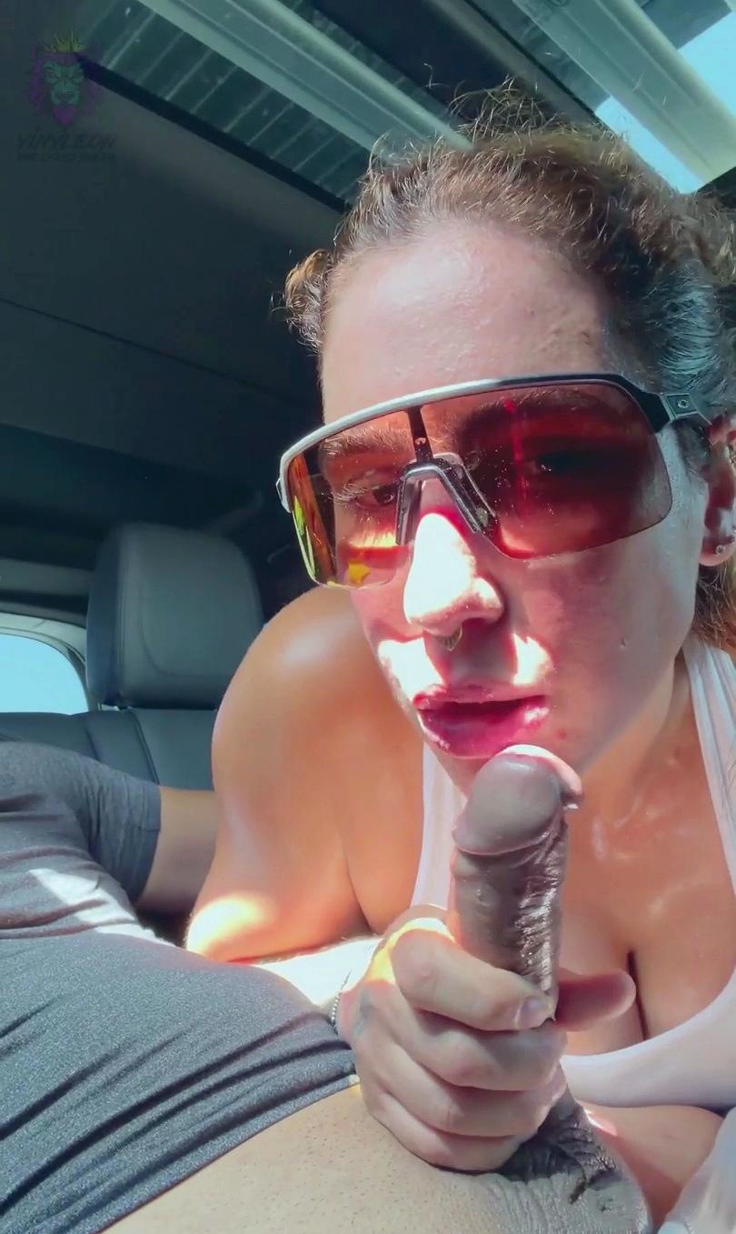 Yiny Leon Gets Drilled Outdoor After Workout