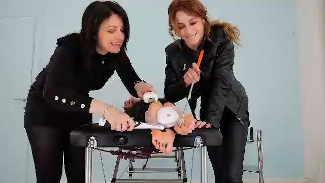 TicklingAndLaughingExperiences – Tickles The Witch -