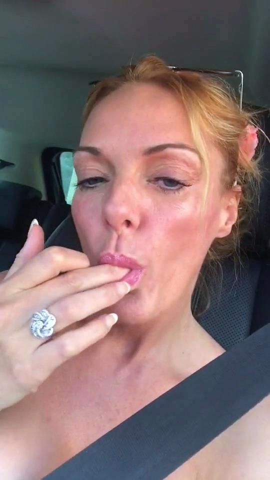 Chubby Amateur Milf Sarah Janes Outdoor Masturbation
