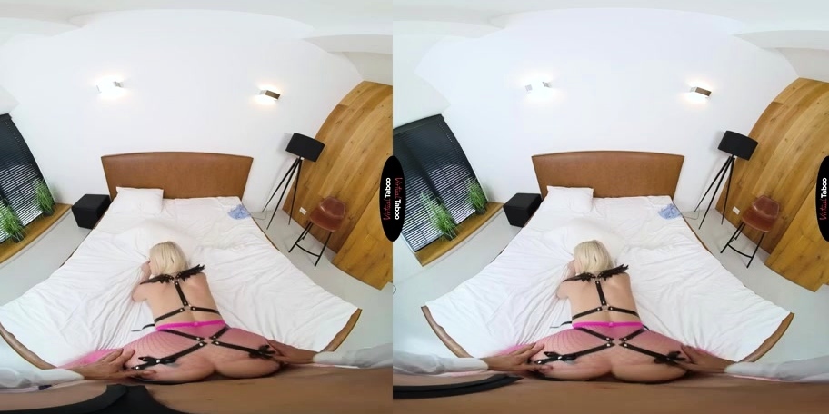 Beautiful face blonde live hardcore sex cam
