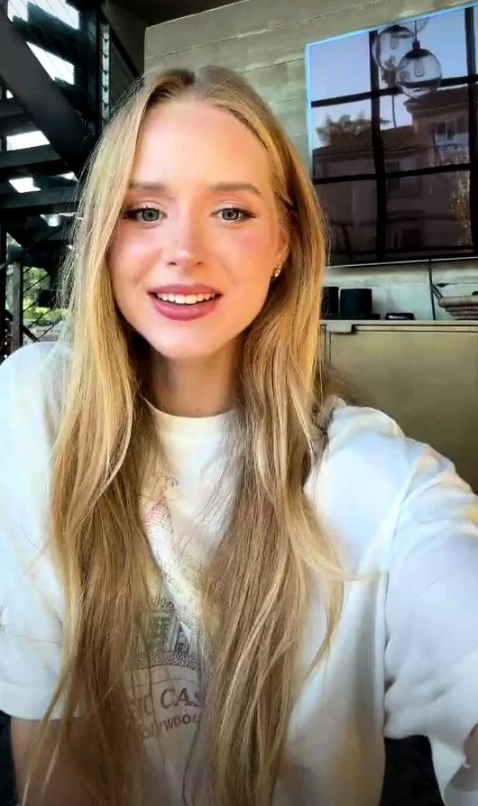 Blonde teen Sierras first erotic masturbation video