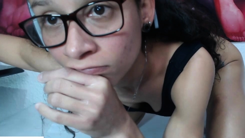 Very hot busty brunette solo masturbation on webcam