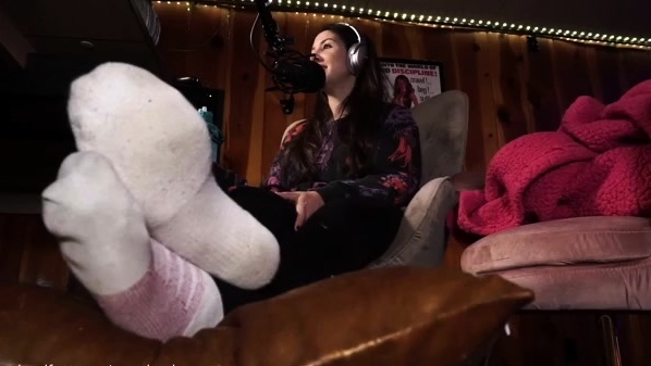 Busty brunette foot fetish and footjob in nylons