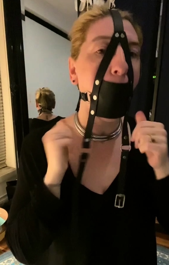 amateur his tall blonde fetish masturbating on live webcam