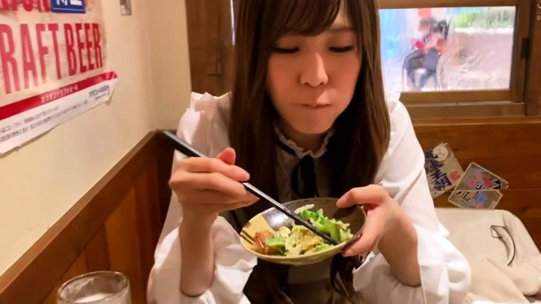 Cute Asian Yuna Kawakami POV blowjob