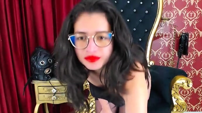Brunette Solo Webcam Masturbation
