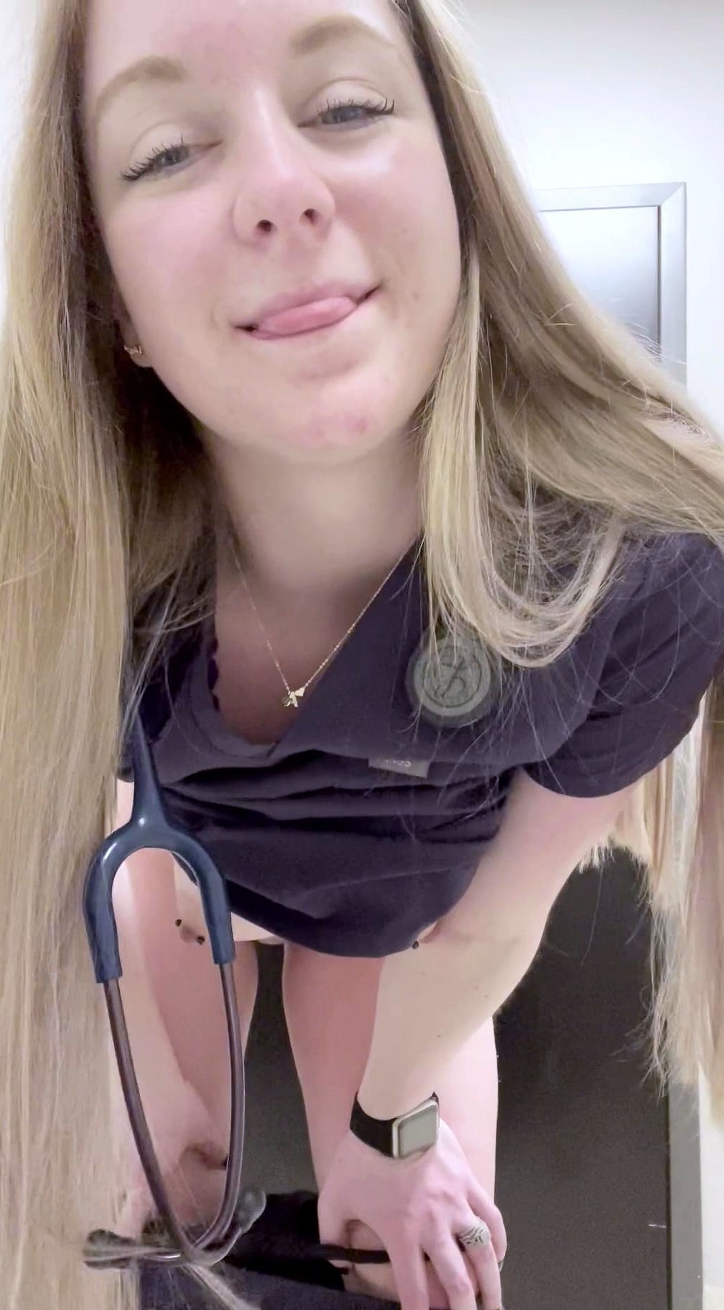 Amateur Blonde Teen Intense Masturbation HD