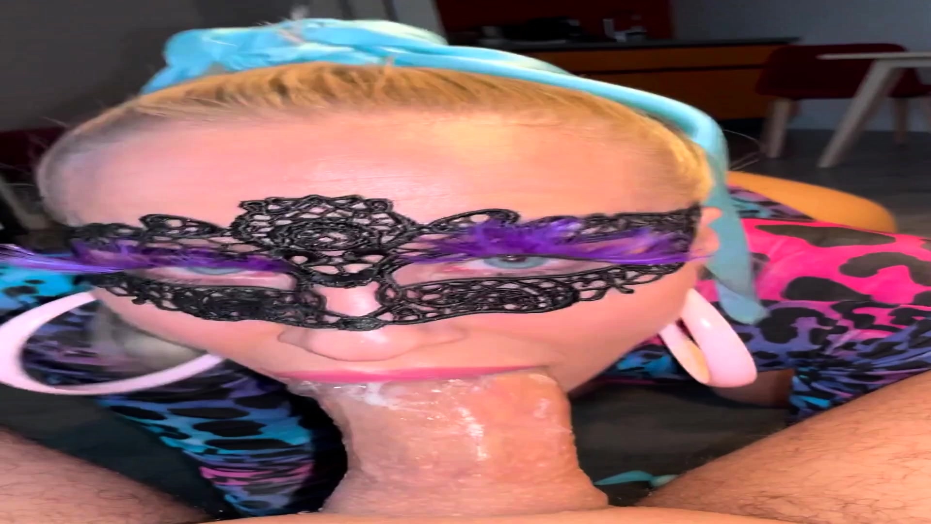 Real amateur blondes blowjob for stranger shes just met
