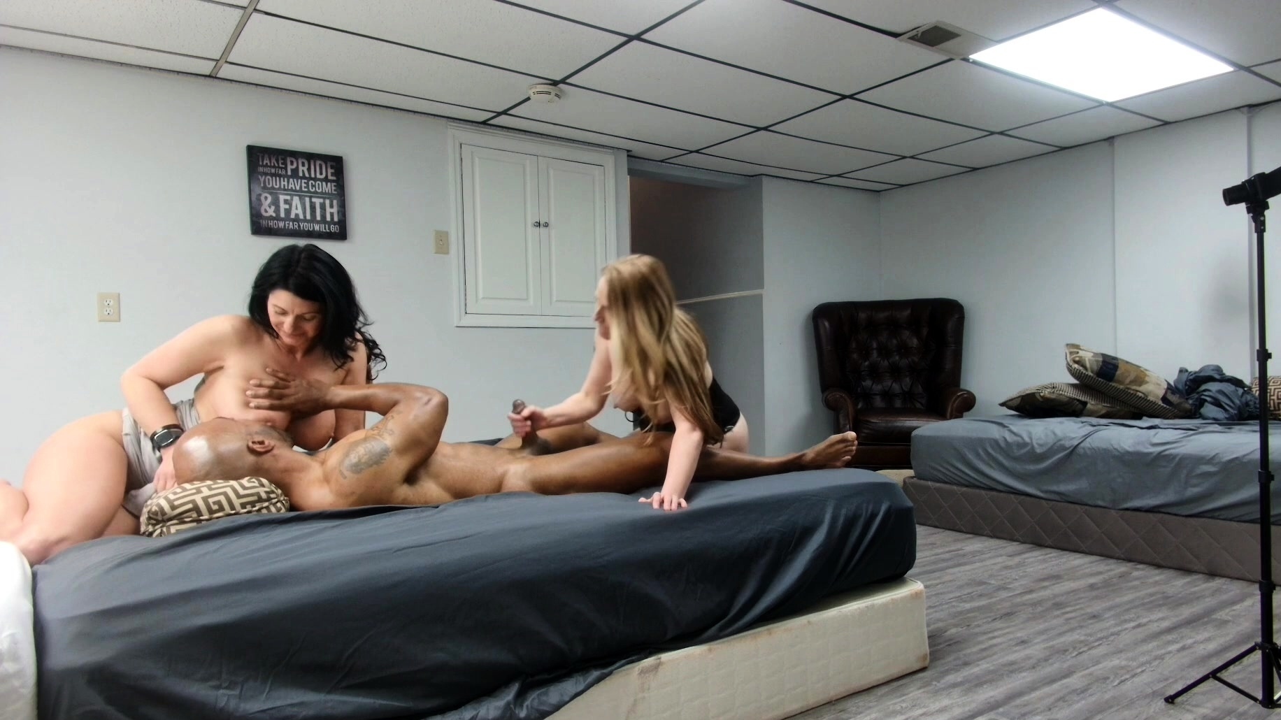 Sensual brunette and hardcore blonde threesome