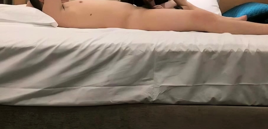Amateur Asian College Teen Gives Blowjob