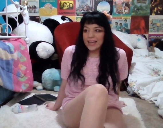 Brunette Solo Webcam Masturbation