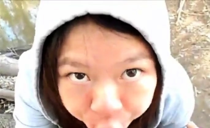 Asian Amateur Couple's Blowjob and Cum Swallowing Extravagan