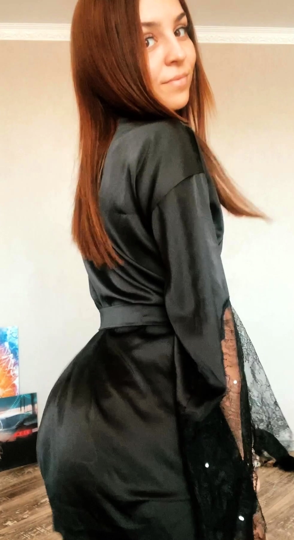 cute cutie redhead flashing ass on live webcam