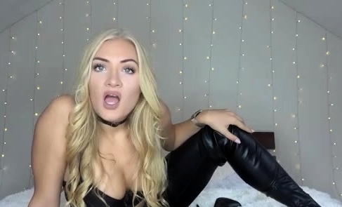 Dommelia - Cash Cunt