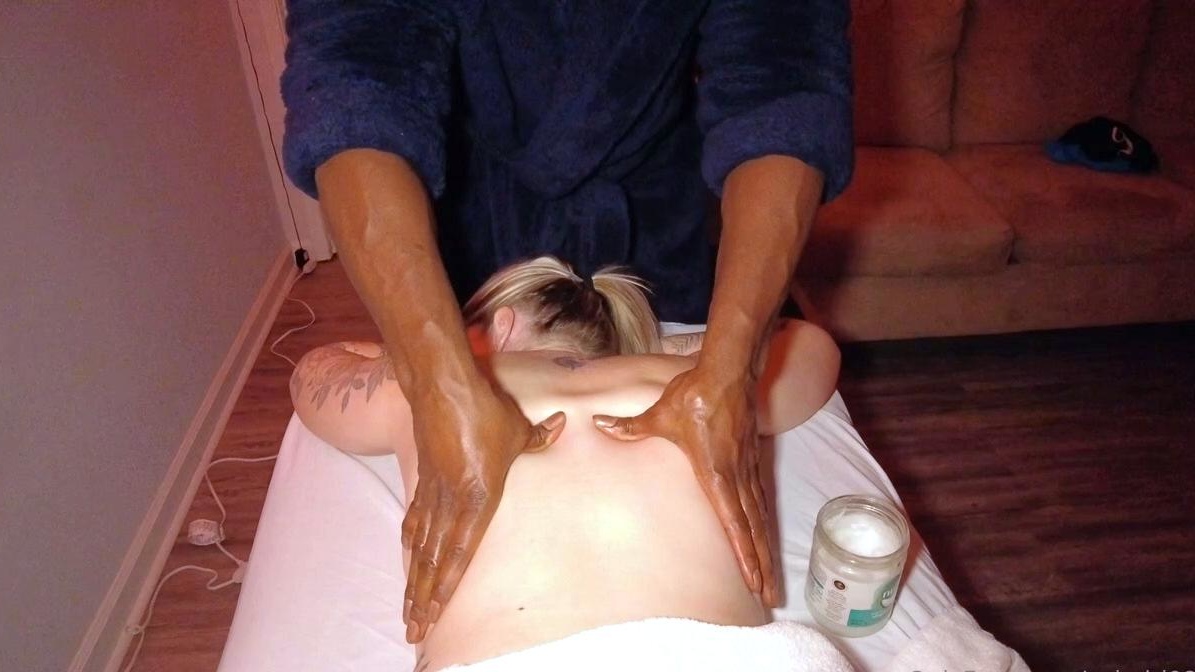 Sub Girl Massage Turn Into Happy Ending Onlyfans Video
