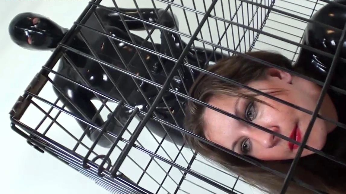 Jana gets in the cage