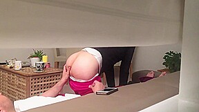un voyeur matte ses voisins s envoyer en l air