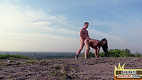 Pulled bigass bitch doggystyled outdoor