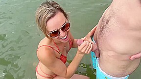 du sexe sur sur une plage libertine