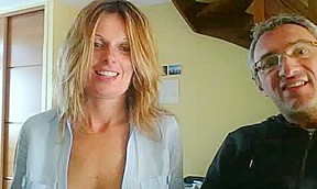 elle exhibe son corps parfait a des internautes