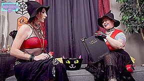 NIKKISFETISHES - Witchy Wet Dreams With Nikki and Jezebel