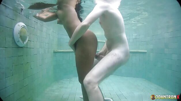 Esah In Pool - Videos - JohntronX
