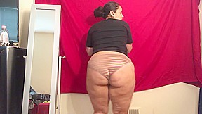 Nixlynka Oily Latina Twerk video