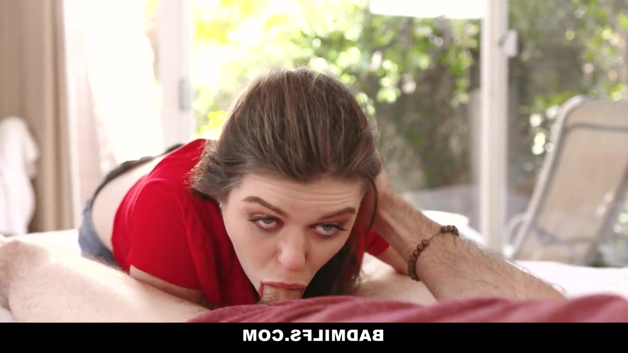 The stepmother's sexual counseling session, featuring Anastasia Rose from Clan.