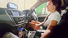 Whilst immobile in congestion on the motorway, her hand envelops my erection.