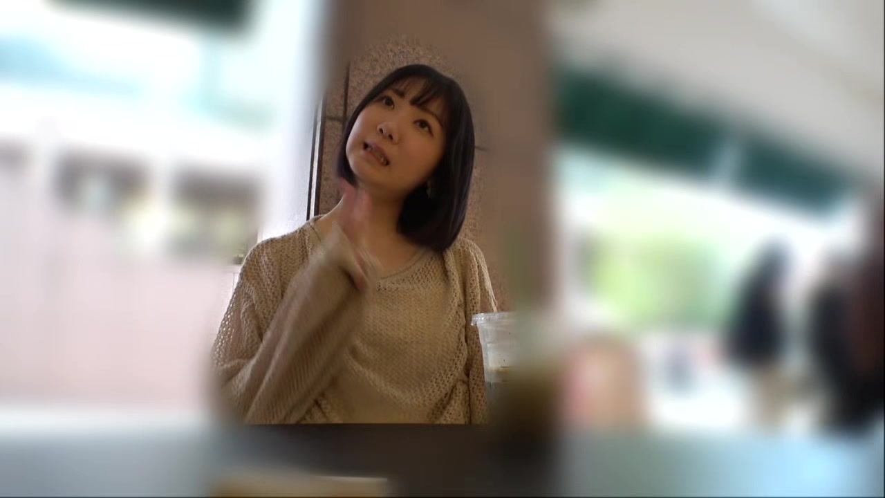 小動物オドオド系のGカップ女子大生が緊張してる姿が可愛い！緊張しすぎてぎこちないキスがまた興奮する